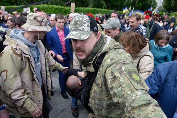 Акция протеста украинских радикалов против празднования Дня Победы