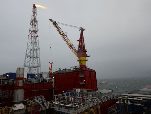 Нефтяная платформа Приразломная