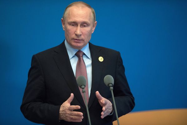 Рабочая поездка президента РФ В. Путина в Китай. День второй