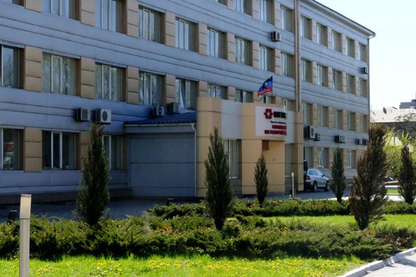 Енакиевский металлургический завод в Донецкой области возобновил свою работу Енакиевский металлургический завод в Донецкой области возобновил свою работу