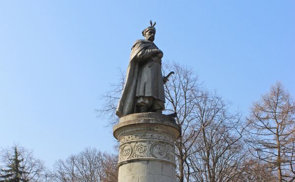 Памятник Богдану Хмельницькому Чернигов