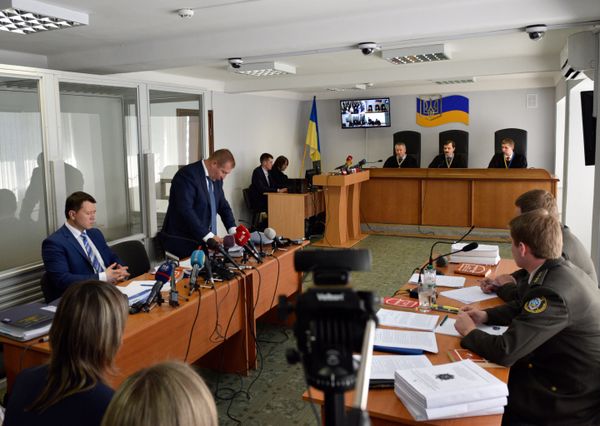 Заседание Оболонского суда Киева по делу бывшего президента Украины В. Януковича