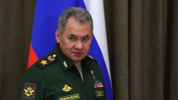 Президент РФ В. Путин провел совещание с руководителями Минобороны и ОПК
