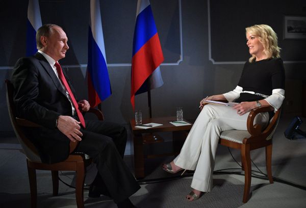 Президент РФ В. Путин дал интервью американскому телеканалу NBC