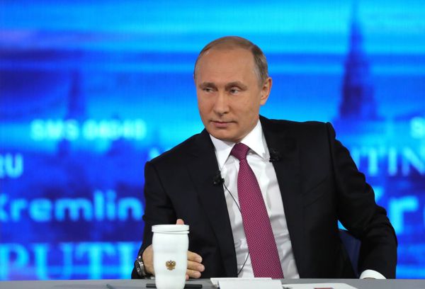 Прямая линия с президентом РФ В. Путиным