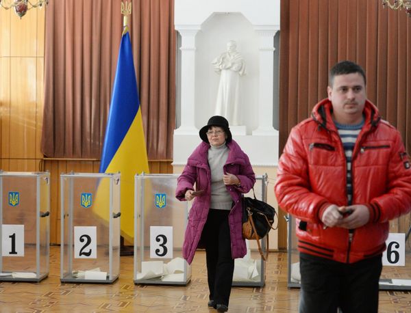 Внеочередные выборы народных депутатов Украины в посольстве Украины в Москве