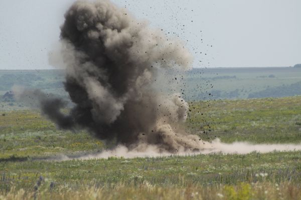 Разминирование территорий в ДНР