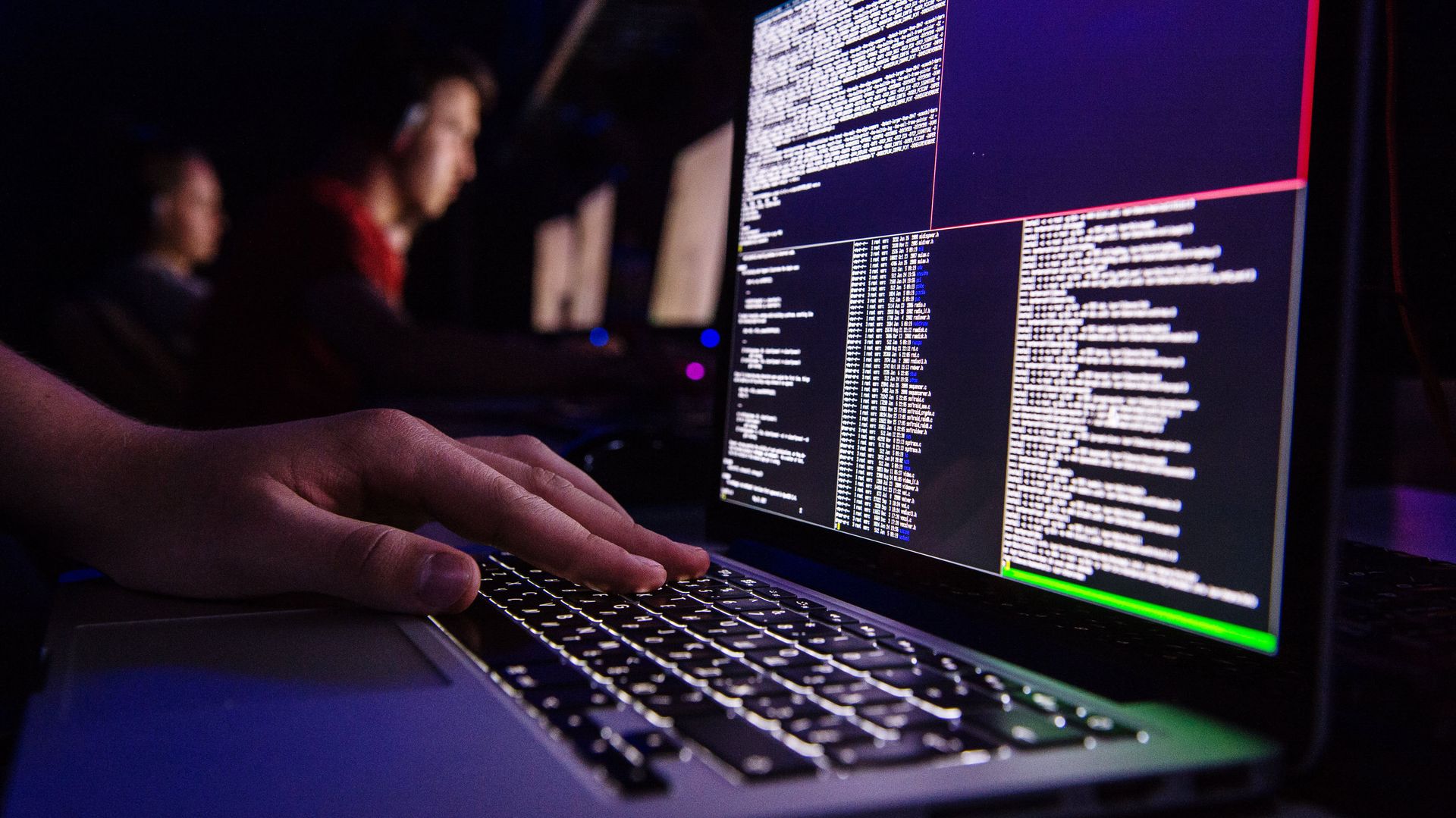 Вирус-вымогатель атаковал IT-системы компаний в разных странах Вирус-вымогатель атаковал IT-системы компаний в разных странах - РИА Новости, 1920, 05.10.2020