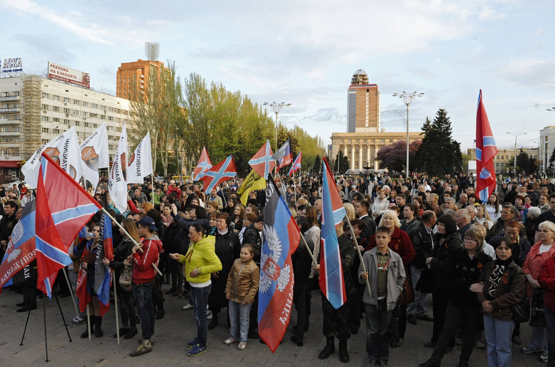 Акция памяти погибших в Одессе 2 мая 2014 года состоялась в Донецке Акция памяти погибших в Одессе 2 мая 2014 года состоялась в Донецке - РИА Новости, 1920, 04.05.2021