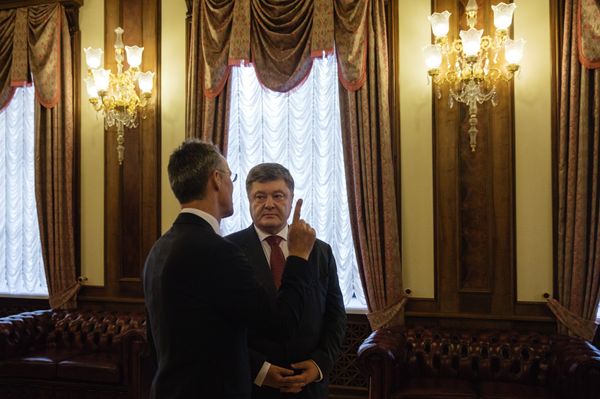 столтенберг порошенко