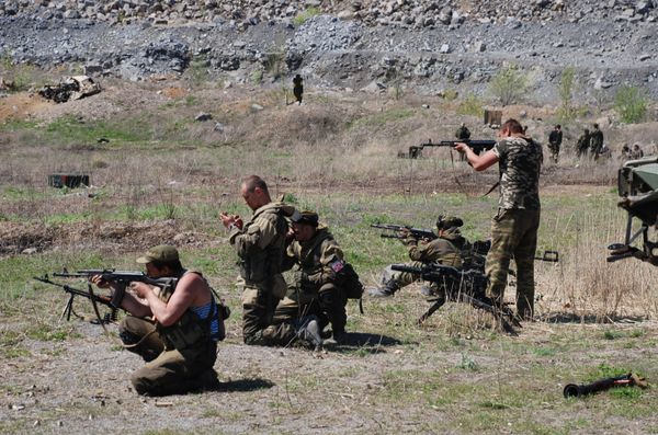 Учения мотострелкового батальона Викинги ополчения ДНР