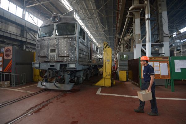 Луганский тепловозостроительный завод Луганский тепловозостроительный завод
