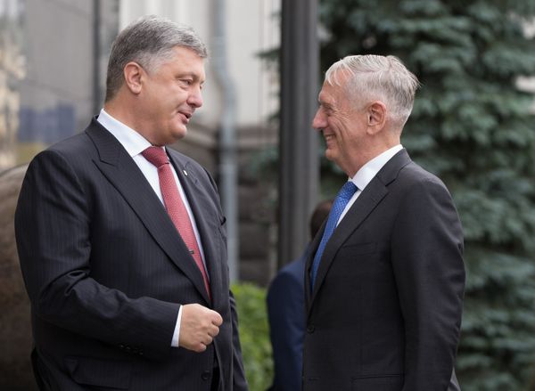Визит министра обороны США Джеймса Мэттиса на Украину