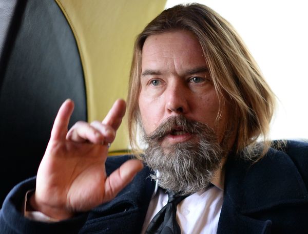 Лидер Коррозии металла Сергей Паук Троицкий баллотируется в мэры Новосибирска