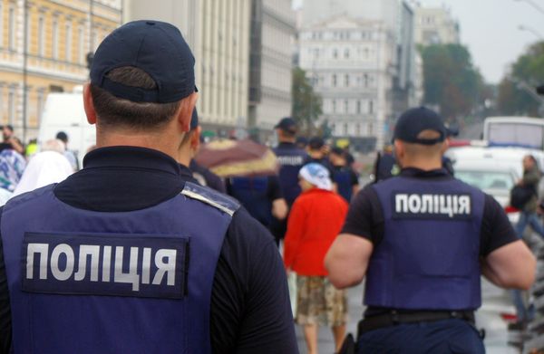 Сотрудники полиции в Киеве Сотрудники полиции в Киеве