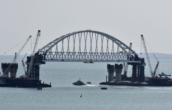 Строительство Крымского моста Строительство Крымского моста