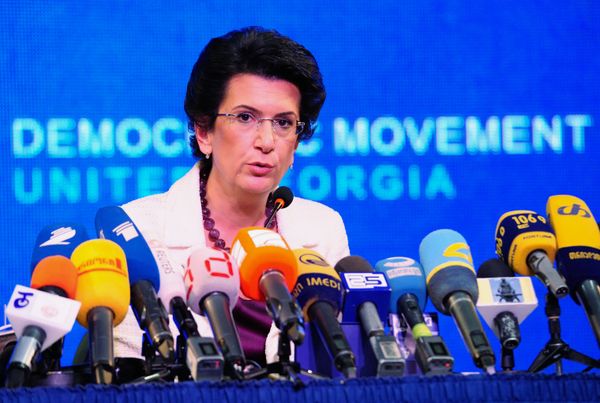 Пресс-конференция кандидата в президенты Грузии Н.Бурджанадзе Пресс-конференция кандидата в президенты Грузии Н.Бурджанадзе
