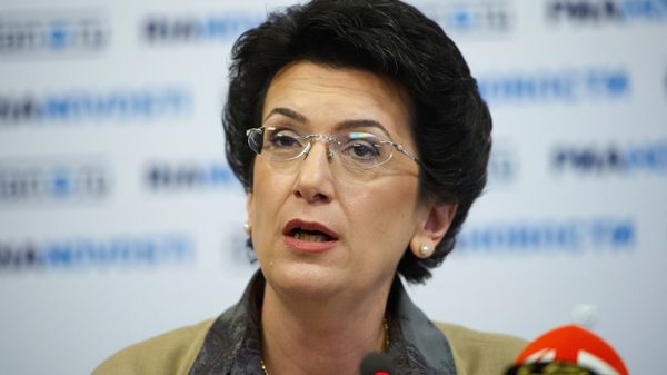 Нино Бурджанадзе выступила в ходе видеомоста Москва-Тбилиси Нино Бурджанадзе выступила в ходе видеомоста Москва-Тбилиси