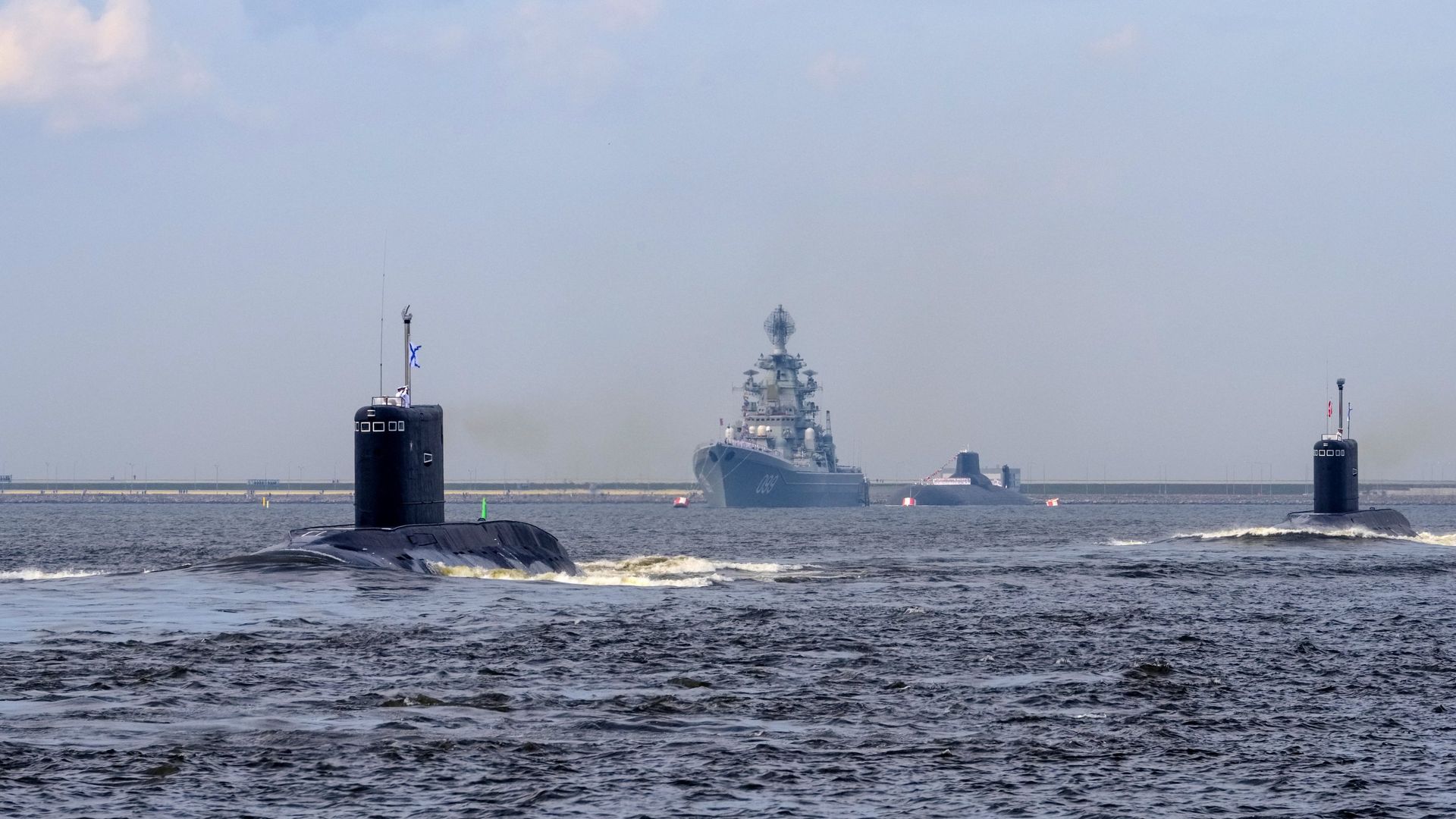 Генеральная репетиция военно-морского парада ко дню ВМФ в Кронштадте - РИА Новости, 1920, 01.07.2025
