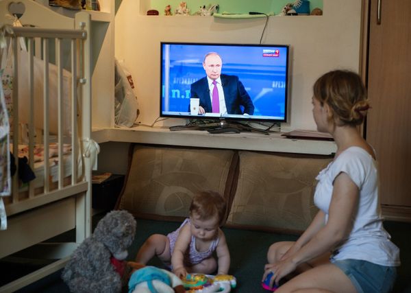 Трансляция Прямой линии с Владимиром Путиным