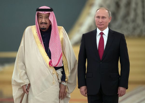 Переговоры президента РФ В. Путина с королем Саудовской Аравии С. Аль-Саудом