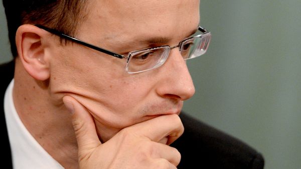 Встреча глав МИД России и Венгрии Сергея Лаврова и Петера Сиярто