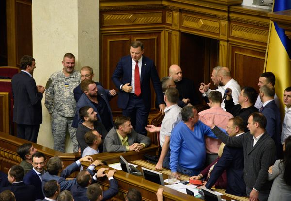 Заседание Верховной рады Украины в Киеве Заседание Верховной рады Украины в Киеве