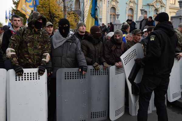Акция протеста у здания Верховной рады Украины в Киеве
