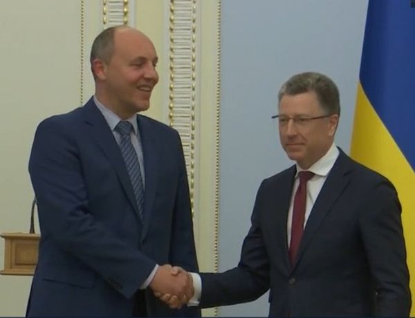 Парубий и Волкер