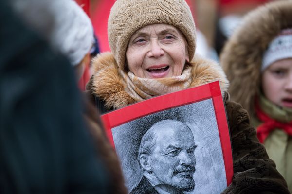 Мероприятия, посвященные 99-й годовщине Октябрьской революции, в регионах России