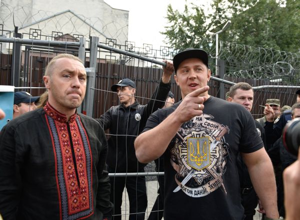 Акция протеста у российких диппредставительств на Украине