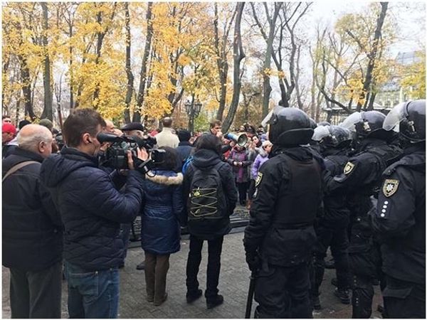 Митинг в Летнем театре в Одессе Митинг в Летнем театре в Одессе