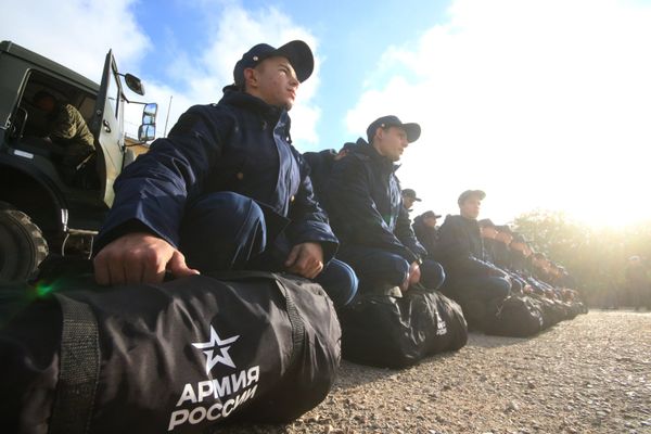 Отправка призывников в Крыму