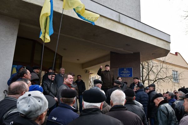 В Киеве прошла акция пенсионеров МВД с требованием повышения размера пенсии В Киеве прошла акция пенсионеров МВД с требованием повышения размера пенсии