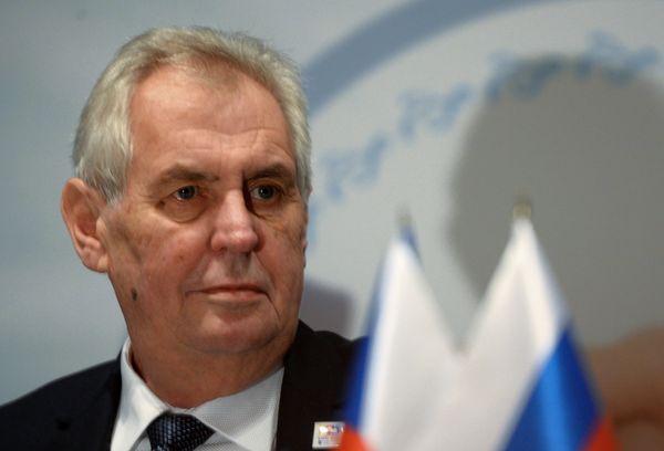 Глава Чешской Республики Милош Земан посетил Екатеринбург Глава Чешской Республики Милош Земан посетил Екатеринбург