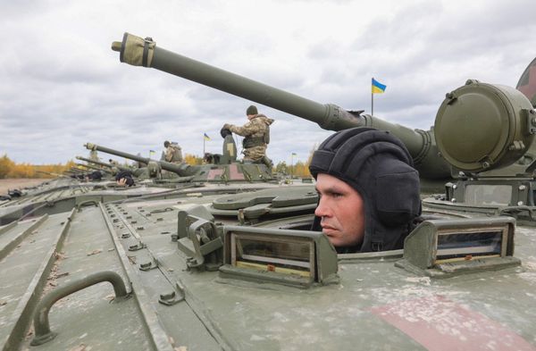 ВСУ БМП БТР флаг ВСУ БМП БТР флаг