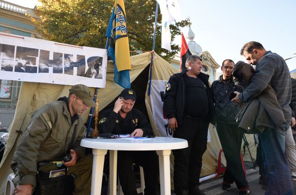 Ситуация у здания Верховной рады Украины в Киеве