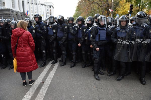 Акция протеста у здания Верховной рады Украины в Киеве