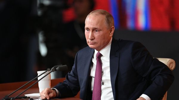 Ежегодная большая пресс-конференция президента РФ Владимира Путина Ежегодная большая пресс-конференция президента РФ Владимира Путина