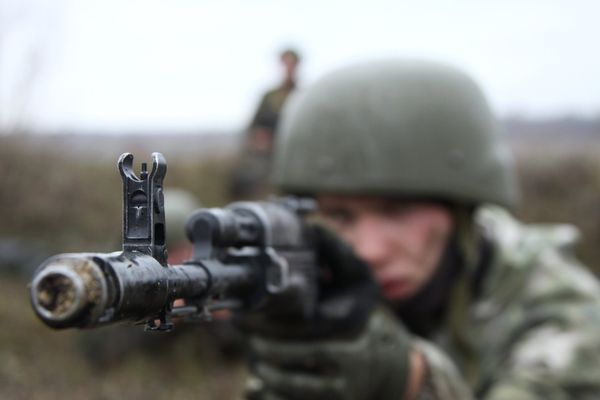 Аттестация военнослужащих ДНР на право ношения голубого берета Аттестация военнослужащих ДНР на право ношения голубого берета