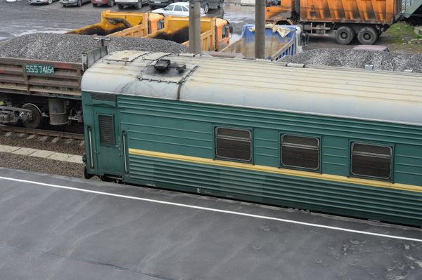 Активистов Greenpeace предположительно доставили из Мурманска в Санкт-Петербург Активистов Greenpeace предположительно доставили из Мурманска в Санкт-Петербург
