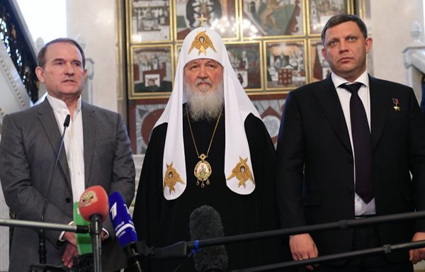 Патриарх Кирилл провел встречу по вопросу обмена пленными в Донбассе Патриарх Кирилл провел встречу по вопросу обмена пленными в Донбассе