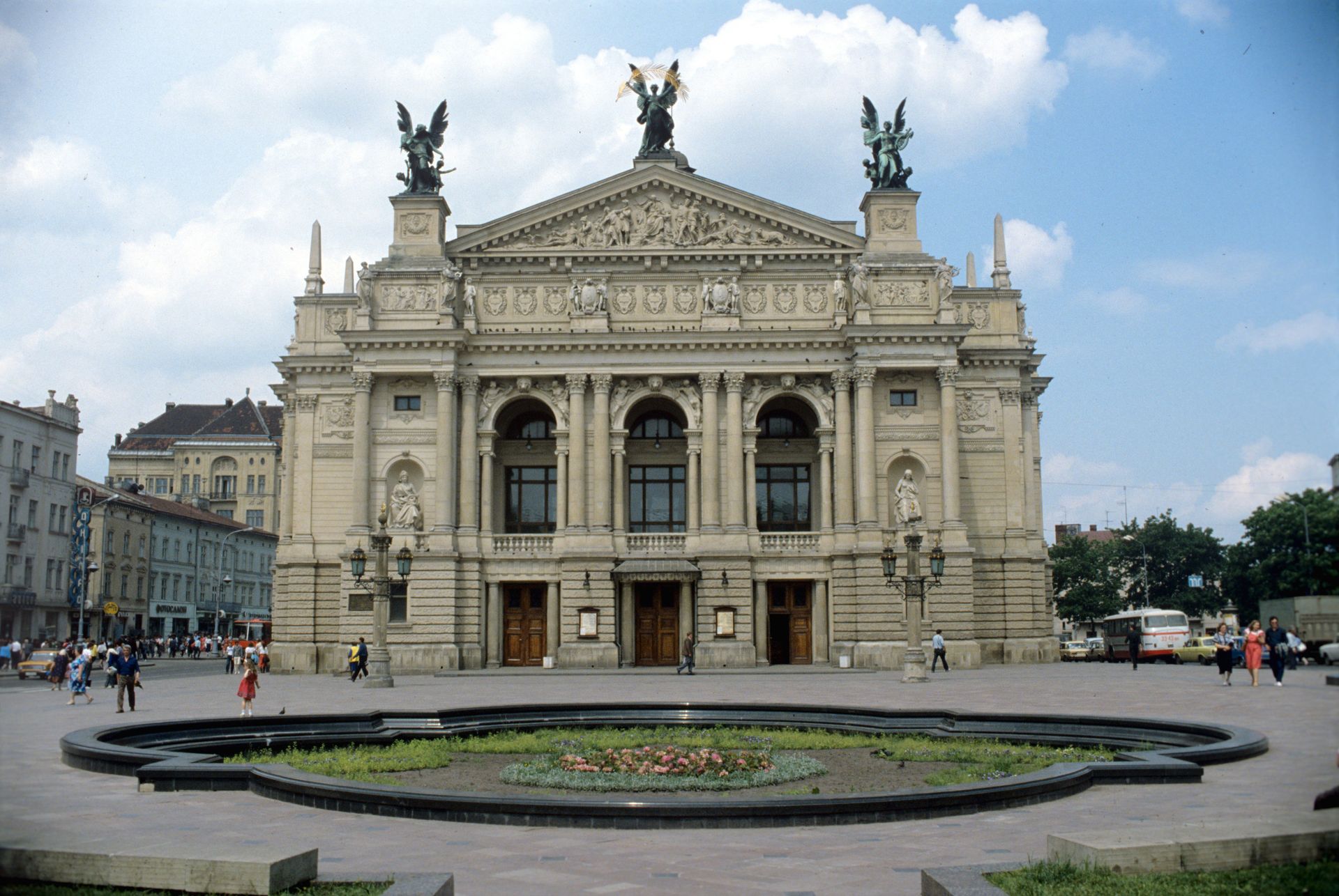 Львовский оперный театр - РИА Новости, 1920, 25.02.2021