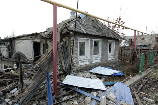 Последствия обстрела в Донецкой области