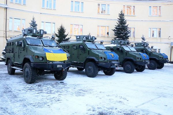 бронеавтомобиль Варта