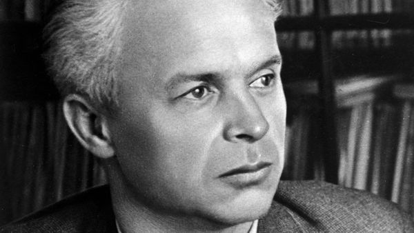 Александр Довженко