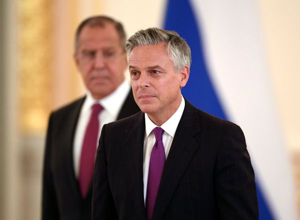 Президент РФ В. Путин принял верительные грамоты у 20 послов иностранных государств Президент РФ В. Путин принял верительные грамоты у 20 послов иностранных государств
