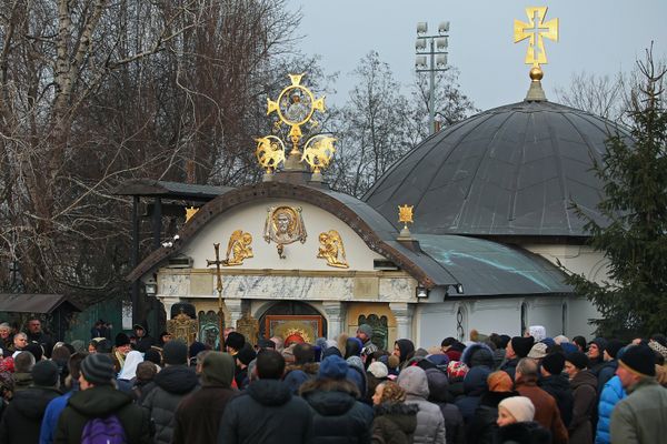 Церковная служба против акции радикалов в Киеве
