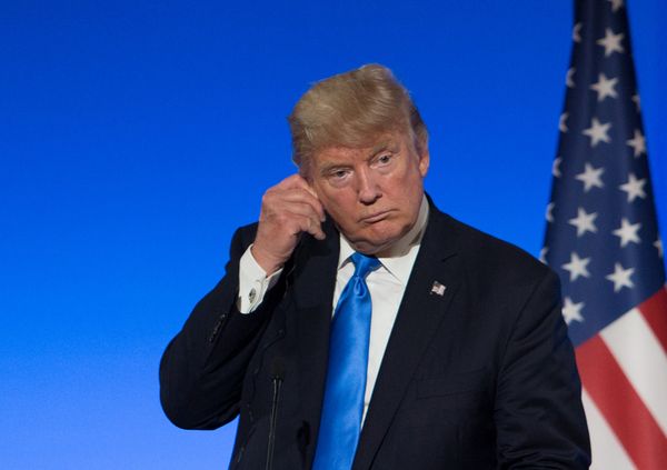 Визит президента США Д. Трампа в Париж Визит президента США Д. Трампа в Париж