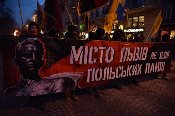 Марш националистов во Львове